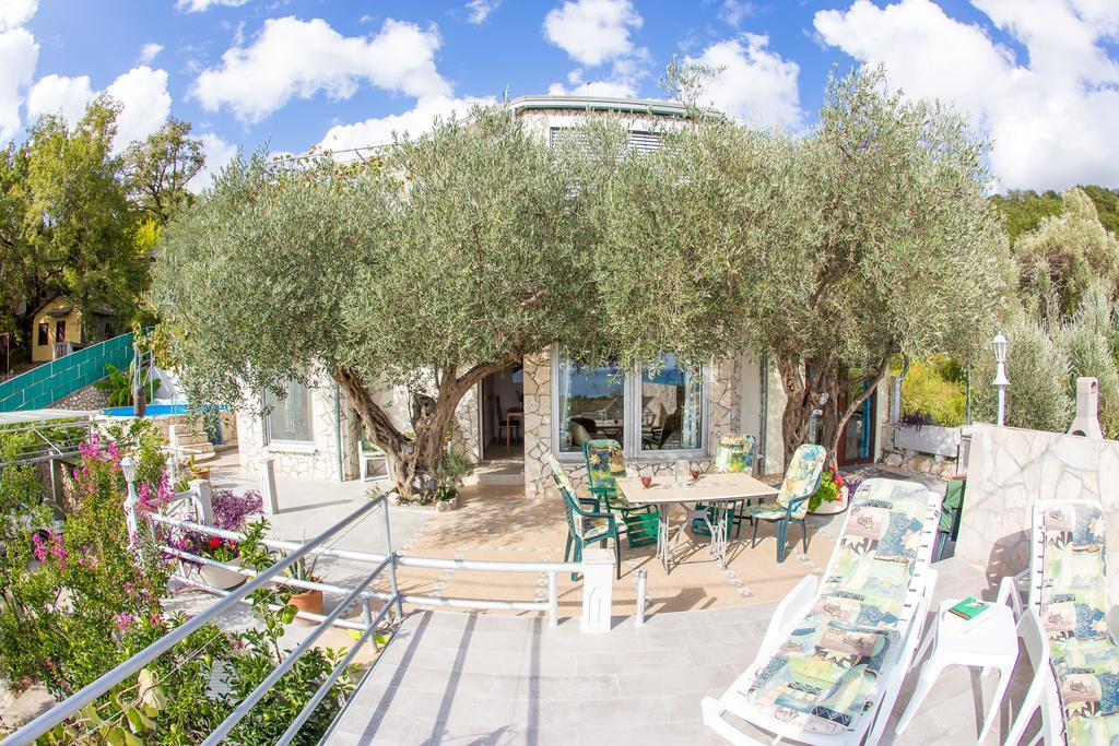 Apartments Mirian Petrovac Bagian luar foto