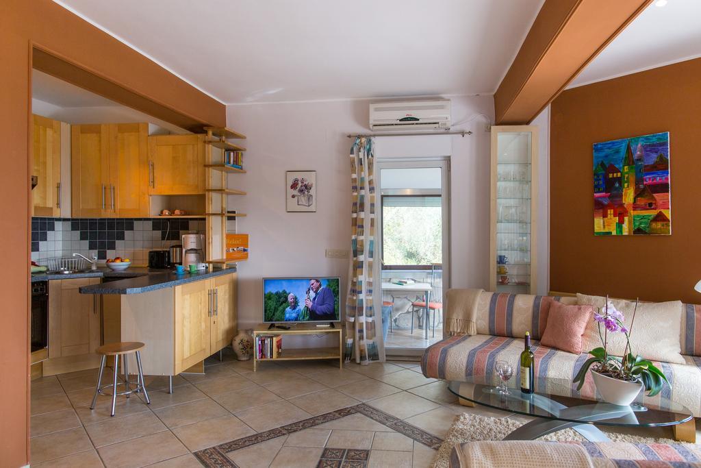 Apartments Mirian Petrovac Bagian luar foto